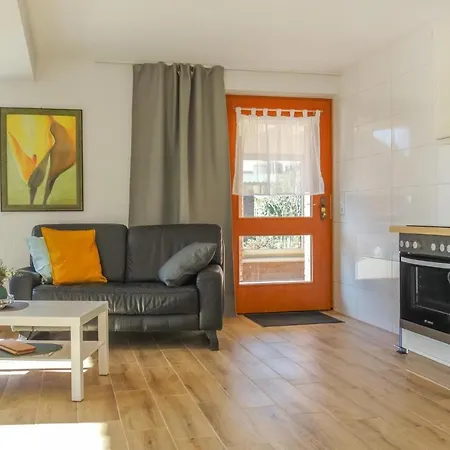 In With Kitchen דירה *