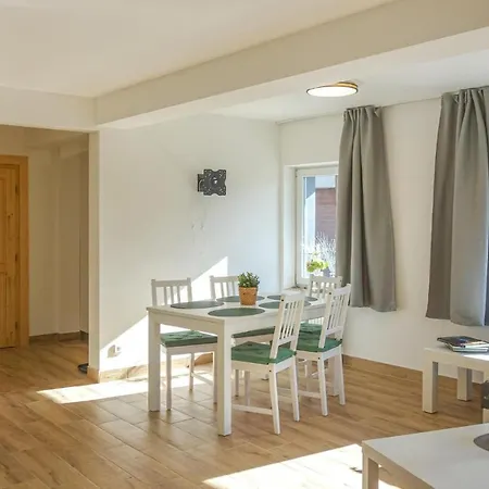 In With Kitchen