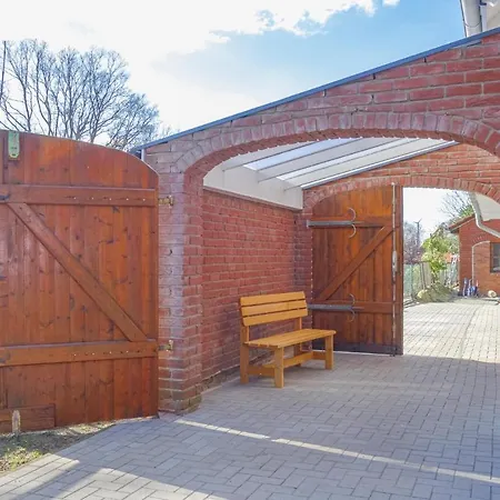 Appartamento In With Kitchen