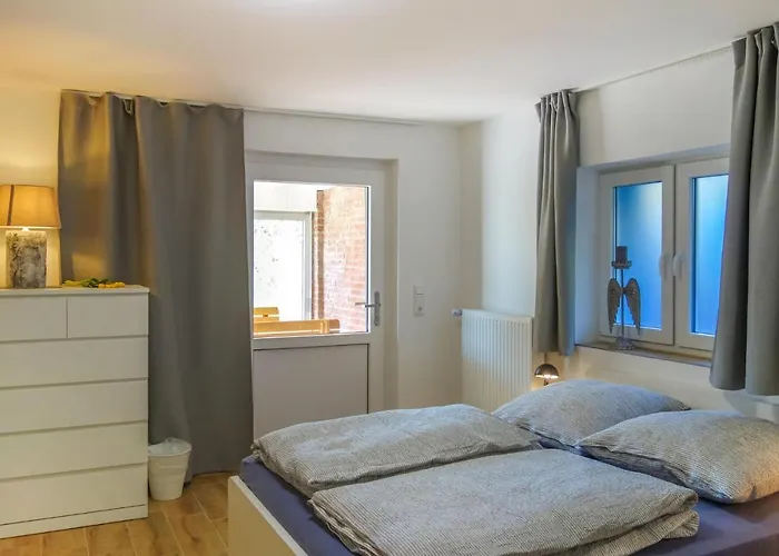 In With Kitchen דירה